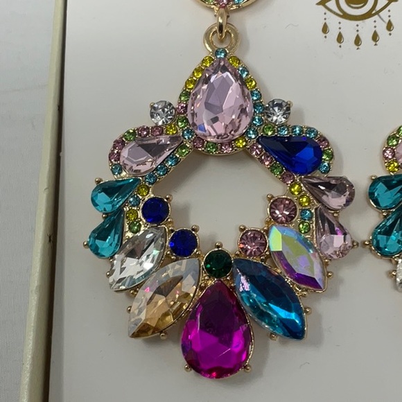 NIB Eye Candy Los Angeles luxe collection sparkly multicolored dangle earrings - Picture 2 of 6